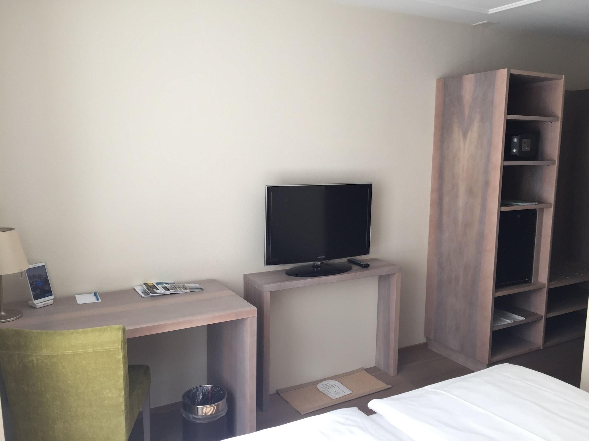 Platzhirsch Zuerich - Downtown Boutique Hotel & Sushi Lounge Екстериор снимка