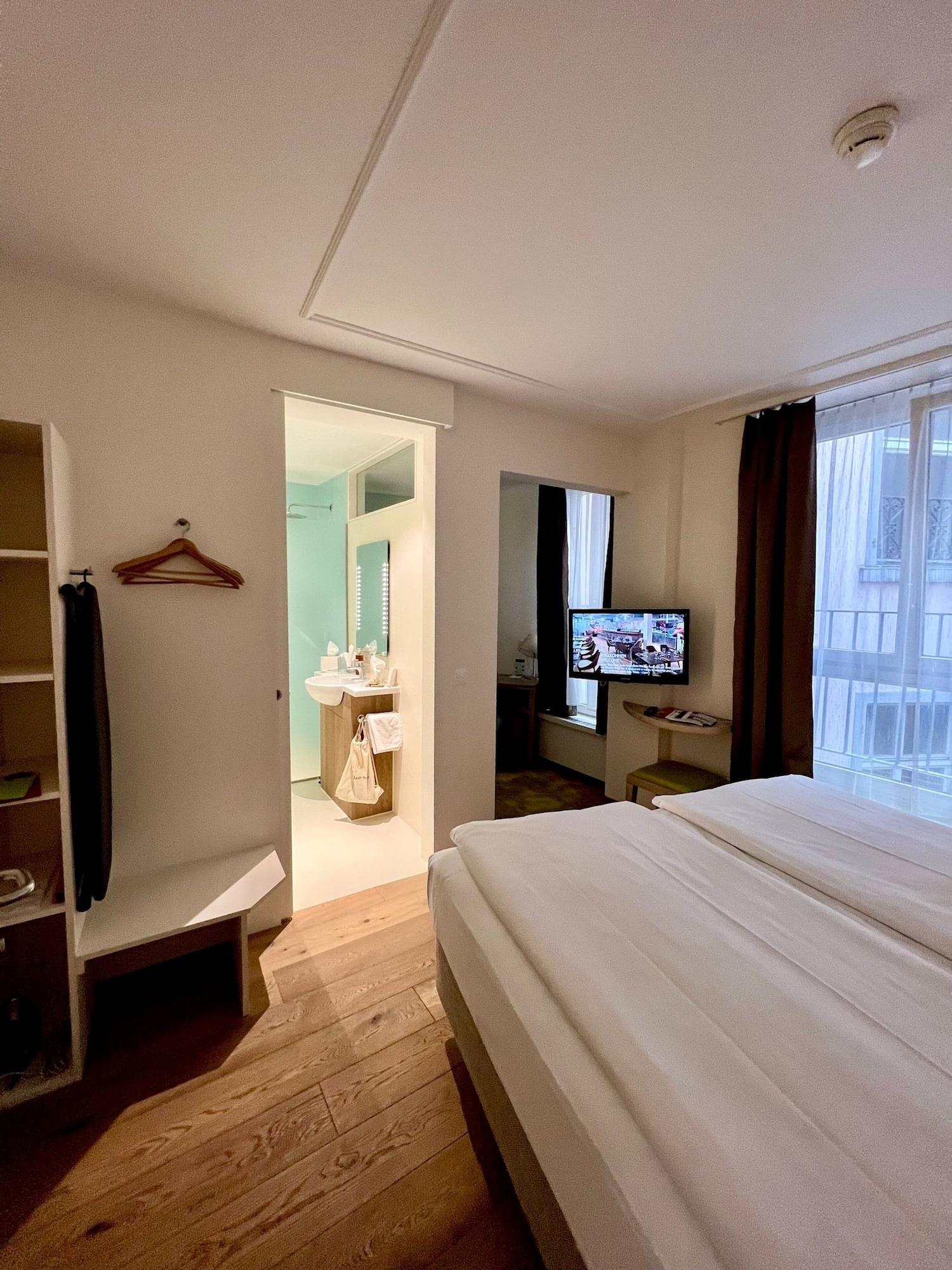 Platzhirsch Zuerich - Downtown Boutique Hotel & Sushi Lounge Екстериор снимка