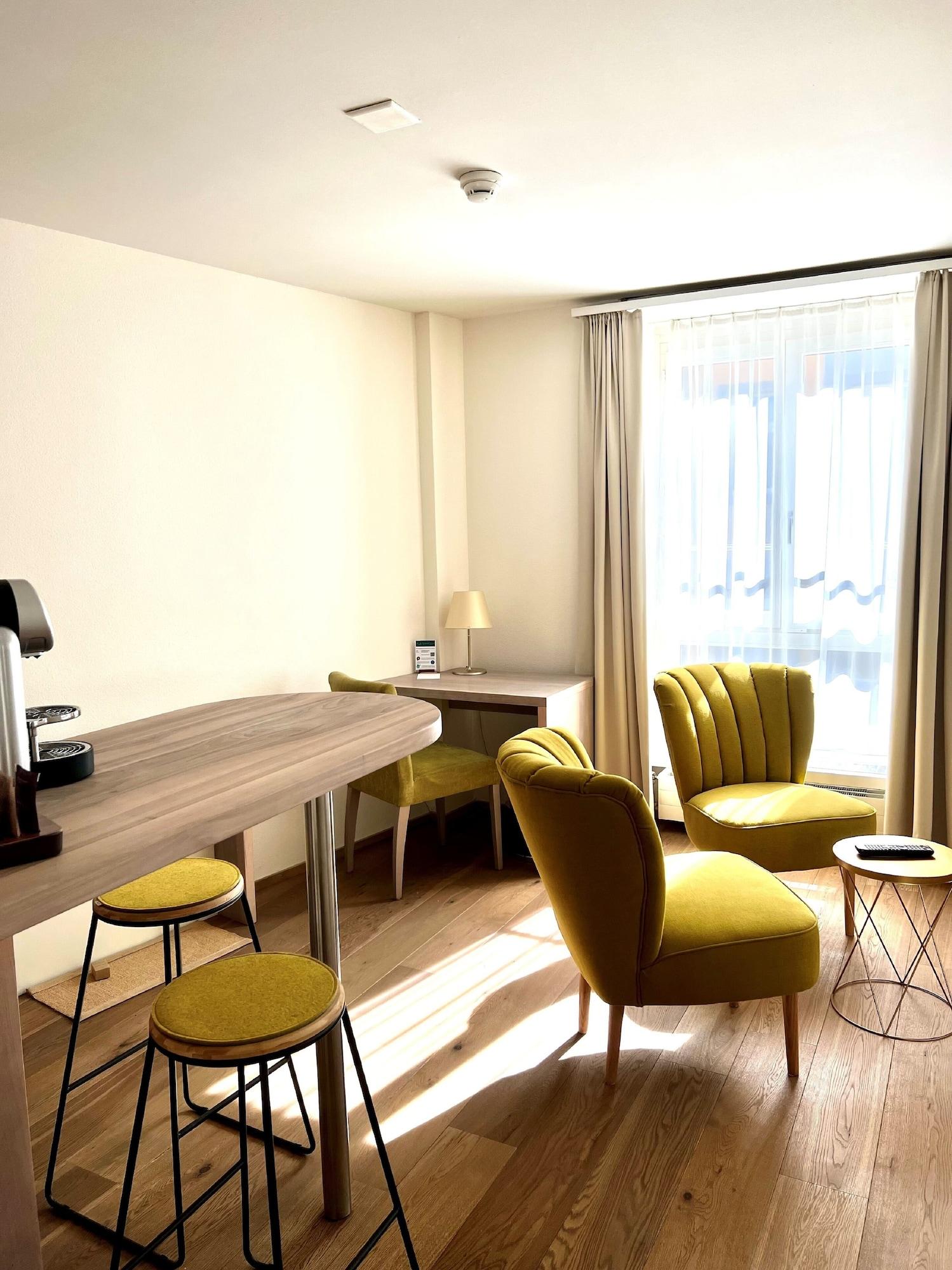 Platzhirsch Zuerich - Downtown Boutique Hotel & Sushi Lounge Екстериор снимка